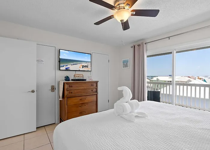 West With Pool And Access Gulf Shores