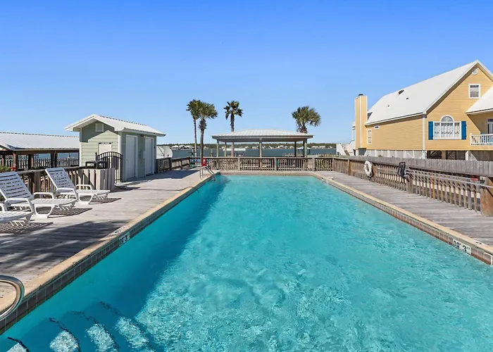 West With Pool And Access